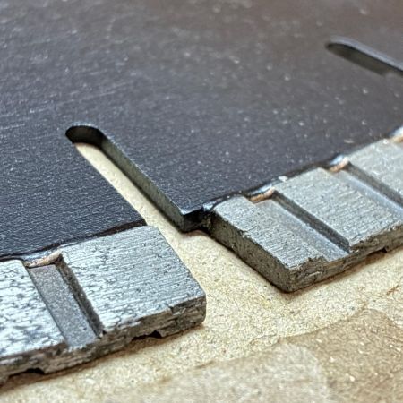 ブラック 本体のみ 14インチ 未使用品 ブラック