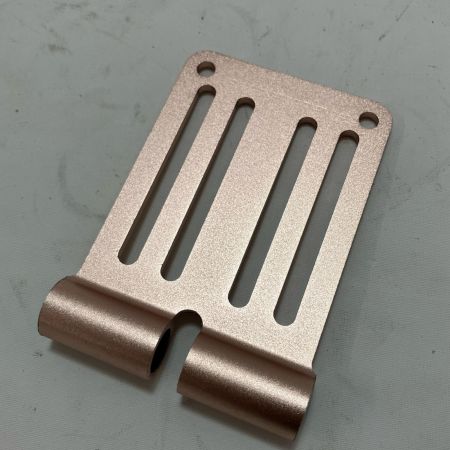 KNICKS アルミ削り出しベルトループ ALU15