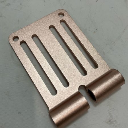 KNICKS アルミ削り出しベルトループ ALU15