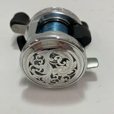 SHIMANO シマノ リール ベイトリール 12カルカッタ 100 彫刻加工