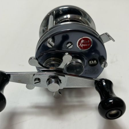 ABU リール ベイトリール  ｱﾝﾊﾞｻﾀﾞｰ5501CS ROCKET