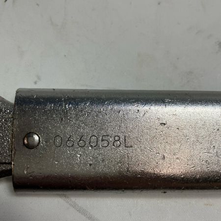 TOHNICHI 工具 レンチ 17×17 2Ｎ･m/22×39 9Ｎ･m/二本ｾｯﾄ/ｹｰｽ付き