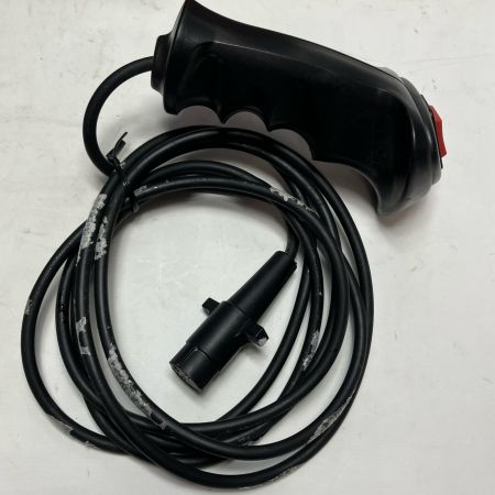 工具 工具関連用品 ウインチ EWP6000 程度B 海外製 マニュアル英語 EWP6000