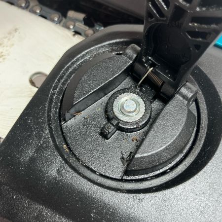 MAKITA マキタ チェーンソー MUC150D ブルー 150mm 18v