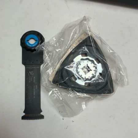 HiKOKI ハイコーキ 切断工具 コードレス式 36vマルチツール  小物ケース付き CV36DMA(NN) グリーン