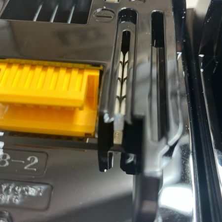 MAKITA マキタ ブロワ 　ﾊﾞｯﾃﾘｰ2個　充電器付き　未使用品(S) MUB184DRGX ブルー