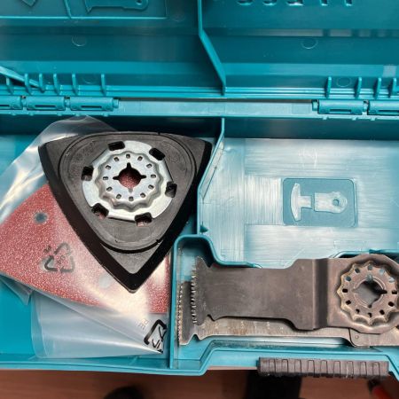 MAKITA マキタ  マルチツール　 程度B 充電器・充電池1個・ケース付 TM52DRG ブルー