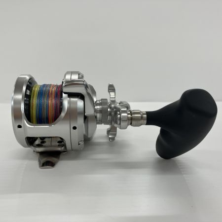 SHIMANO シマノ ベイトリール 17オシアジガー 2000NRHG 03671
