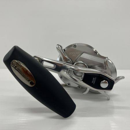 SHIMANO シマノ ベイトリール 17オシアジガー 2000NRHG 03671