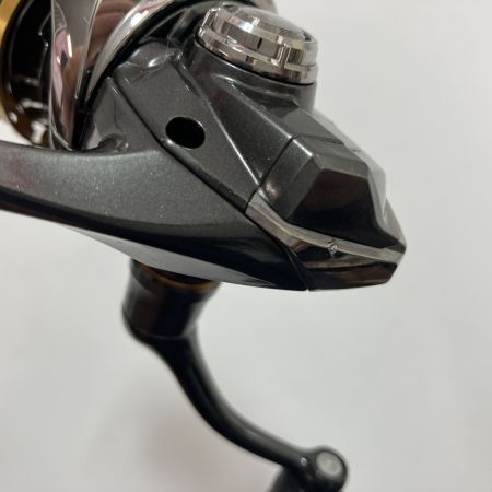 SHIMANO シマノ スピニングリール 20ツインパワー C2000S 04136