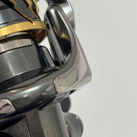 SHIMANO シマノ スピニングリール 20ツインパワー C2000S 04136