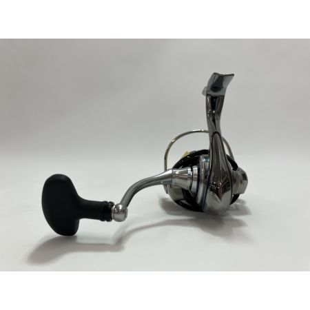 DAIWA ダイワ スピニングリール 18イグジスト LT3000S-CXH ソフトケース付 055719