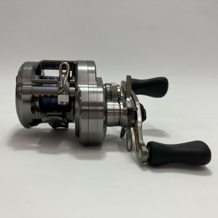 SHIMANO シマノ リール ベイトリール 23カルカッタコンクエストBFS XGL 045713