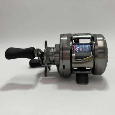 SHIMANO シマノ リール ベイトリール 23カルカッタコンクエストBFS XGL 045713