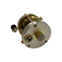 道楽 ベイトリール ﾏﾂﾓﾄｰｲ A-2000 MATSUMOTOY 本体のみ Cランク