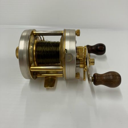 道楽 ベイトリール ﾏﾂﾓﾄｰｲ A-2000 MATSUMOTOY 本体のみ