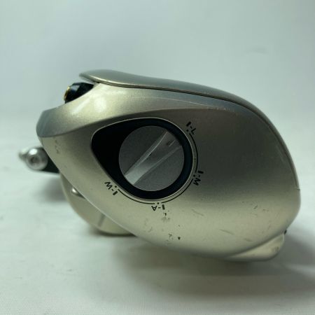 SHIMANO シマノ ベイトリール 08メタニウムMgDC7 RH 02224 箱付