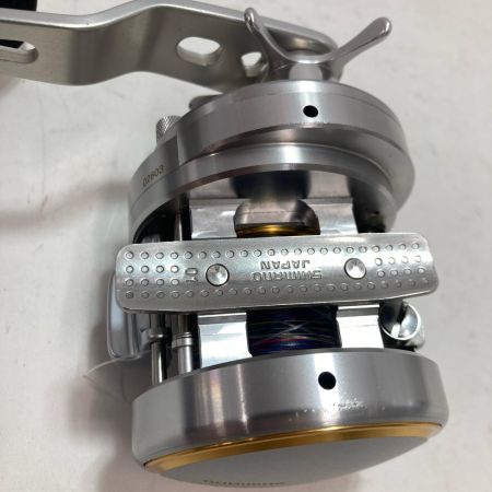SHIMANO シマノ ベイトリール 10オシアカルカッタコンクエスト 300J-HG 02603 本体のみ