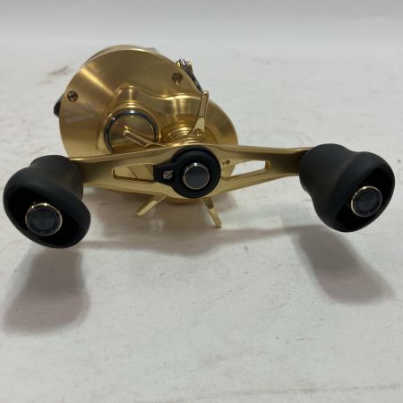 SHIMANO シマノ ベイトリール 22カルカッタコンクエスト 200XG 044402 箱付