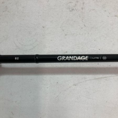 APIA ルアーロッド GRANDAGE LITE 82 ｸﾞﾗﾝﾃﾞｰｼﾞ ﾗｲﾄ 82 竿袋付