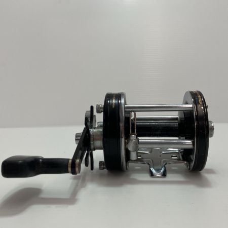 Abu Garcia アブガルシア リール ベイトリール ｱﾝﾊﾞｻﾀﾞｰ 7000C