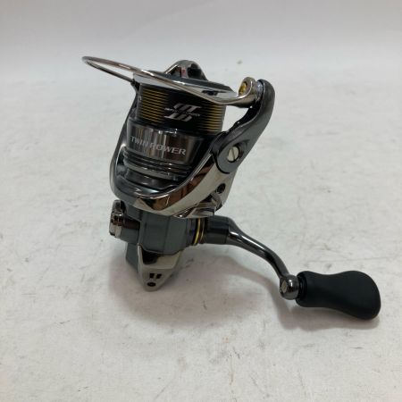 SHIMANO シマノ スピニングリール 24ツインパワー C2000S 046765
