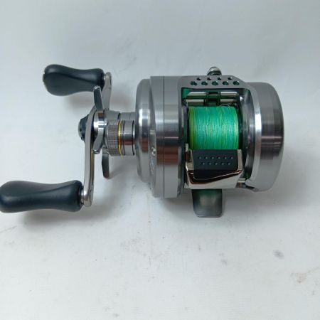 SHIMANO シマノ ベイトリール  03676 17カルカッタコンクエスト BFS HG-L 