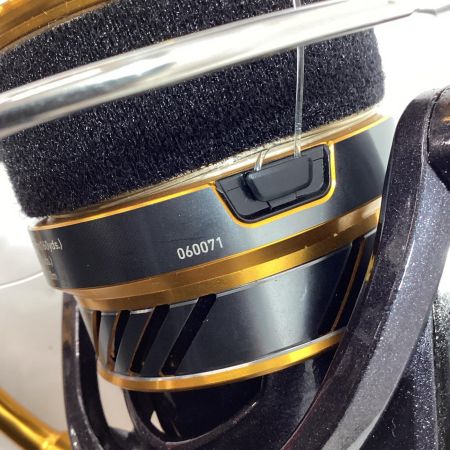 DAIWA ダイワ リール スピニングリール 20レブロス LT6000D-H 060071 箱付