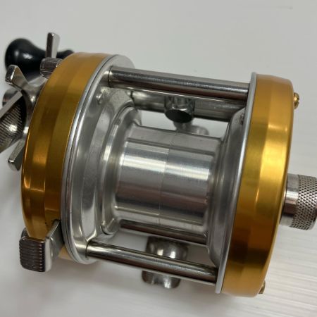 Abu Garcia アブガルシア ベイトリール アンバサダー5501CS ROCKET ゴールド