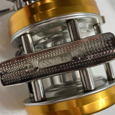 Abu Garcia アブガルシア ベイトリール アンバサダー5501CS ROCKET ゴールド