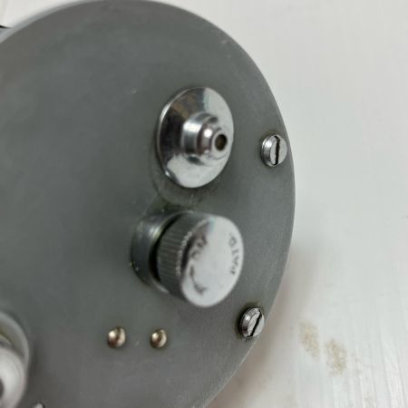 フルーガー リール ベイトリール  ｼｭｰﾌﾟﾘｰﾑ ｼﾞｬﾝﾋﾟﾝｸﾞﾊﾞｽ