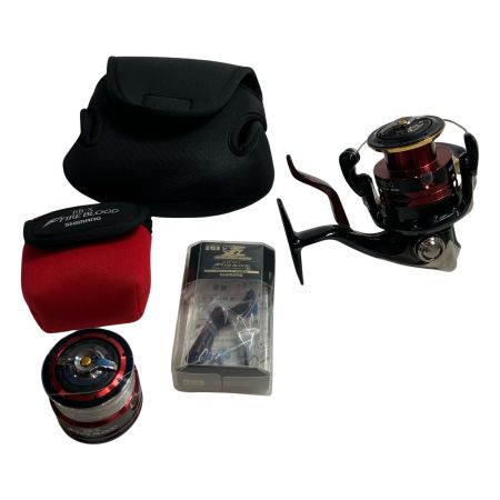 SHIMANO シマノ リール スピニングリール 13BB-Xハイパーフォース C3000D タイプG  03190 純正スプール・純正レバー・リールポーチ付