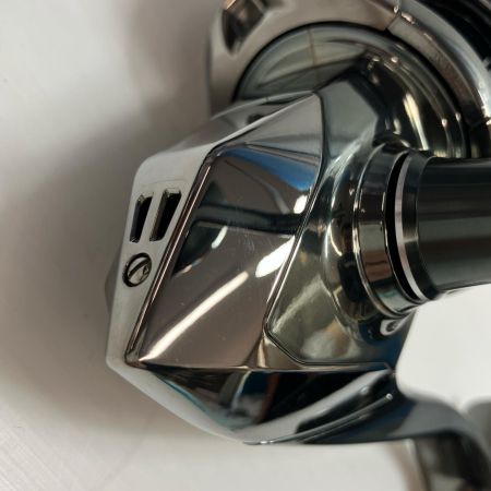 SHIMANO シマノ スピニングリール 22ステラ C5000XG 043979