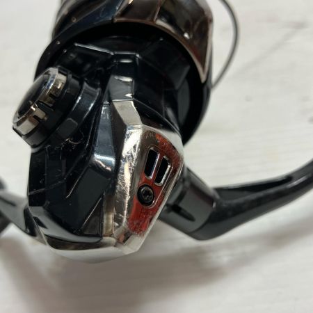 SHIMANO シマノ リール スピニングリール 19ヴァンキッシュC3000MHG-B 03958 箱付