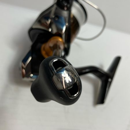SHIMANO シマノ スピニングリール 22ソアレBB C2000SSHG 045751