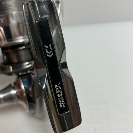 DAIWA ダイワ スピニングリール EXIST LT4000-XH