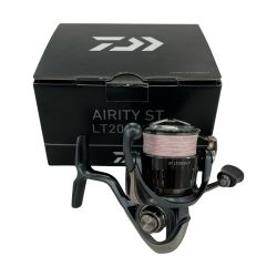 DAIWA ダイワ スピニングリール 23エアリティ ST LT2000S-P 00061245 Bランク