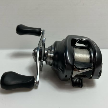 SHIMANO シマノ ベイトリール  044662