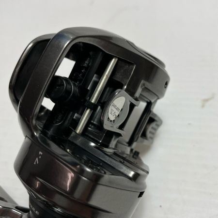 SHIMANO シマノ ベイトリール  04114 20メタニウムHG RH