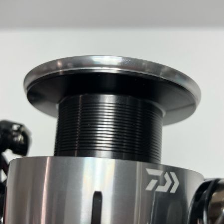 DAIWA ダイワ スピニングリール 23LEXA LT5000-C  228742
