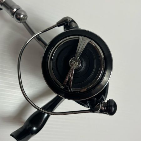 DAIWA ダイワ スピニングリール 24セルテート SW 5000-XH  00065183