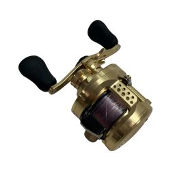 SHIMANO シマノ ベイトリール　カルカッタコンクエスト201XG 使用感有 程度B 044419 Bランク