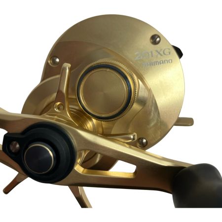 SHIMANO シマノ ベイトリール　カルカッタコンクエスト201XG 使用感有 程度B 044419