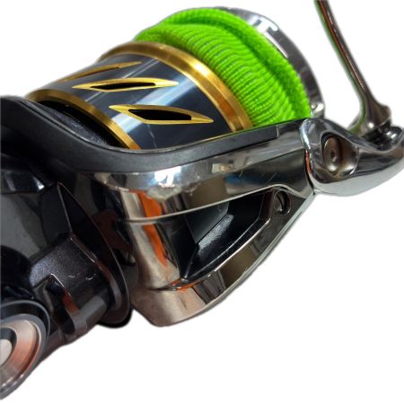 SHIMANO シマノ 釣り用品 リール スピニングリール 13ステラSW20000PG キズ有 箱・取説付、右用ハンドル軸 383114 03073