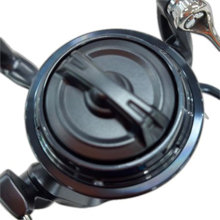 SHIMANO シマノ スピニングリール　20ストラディックSW 6000HG 　箱付 04246