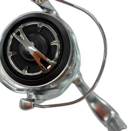 SHIMANO シマノ スピニングリール 　15ストラディック 4000HGM　キズ有 程度B 箱付 GOMEXUSハンドルノブ付き 03416