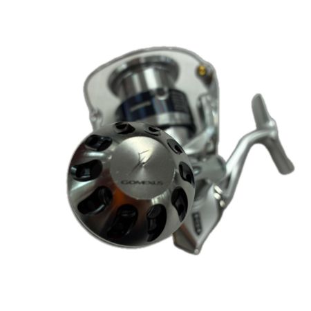 SHIMANO シマノ スピニングリール 　15ストラディック 4000HGM　キズ有 程度B 箱付 GOMEXUSハンドルノブ付き 03416