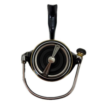 DAIWA ダイワ 釣り用品 リール スピニングリール 19セルテートLT4000CXH 程度B 00060053