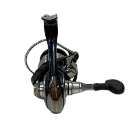 DAIWA ダイワ 釣り用品 リール スピニングリール 19セルテートLT4000CXH 程度B 00060053