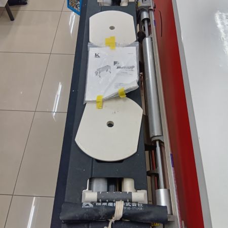 極東産機 ﾌﾟﾗｲﾑ ﾚﾎﾞｱｯﾌﾟ 【引取限定】大型機械 糊付け機 程度B コード式 通電確認OK